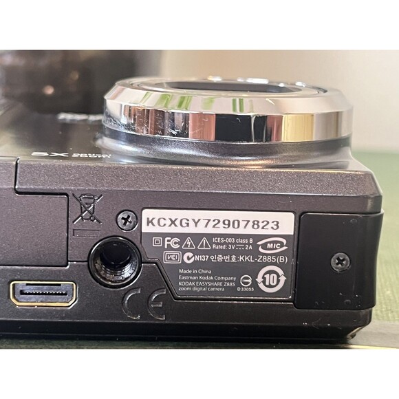 Kodak EasyShare Z885 8.1MP Digital Camera Complete W/Battery, Charger & Case - Picture 8 of 10